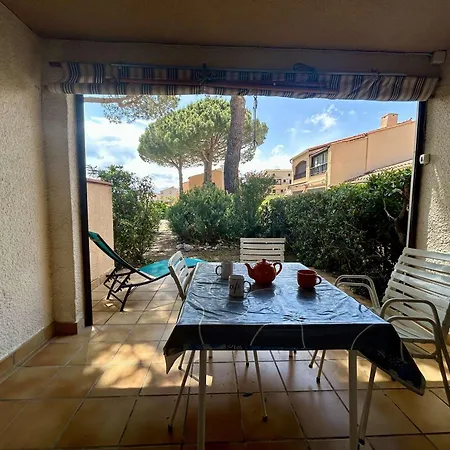 Rez-de-chaussee A Saint-cyprien Avec Terrasse Et Parking - Fr-1-225d-224 Διαμέρισμα
